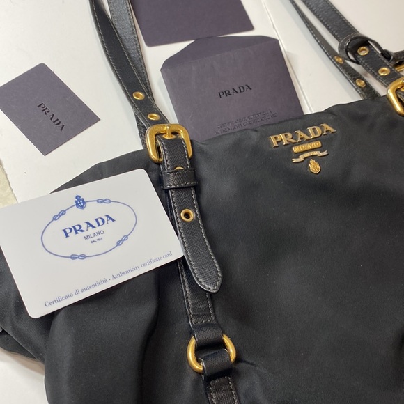 Vintage Prada Saffiano Triang Purse Baltic Black 2004 - Picture 2 of 12